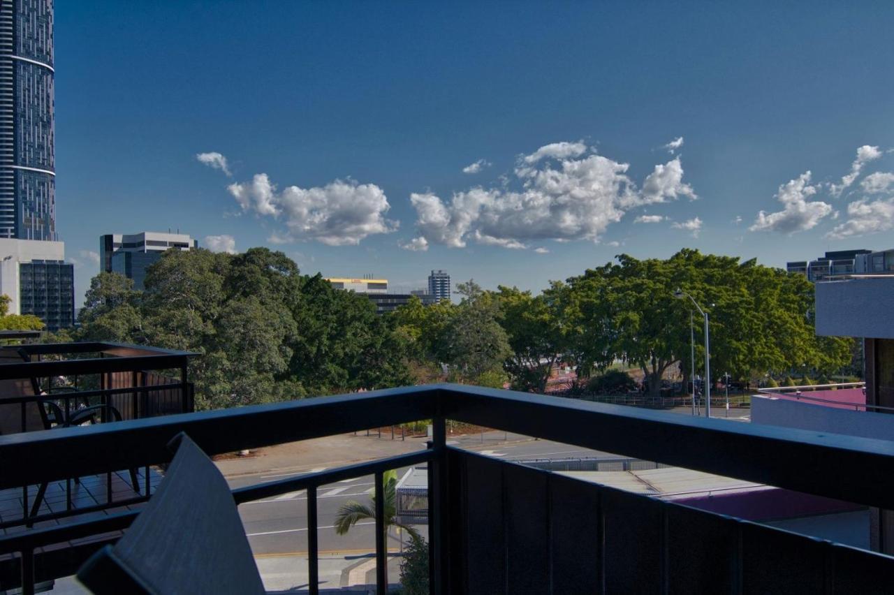Soho Brisbane Hotel Exterior photo